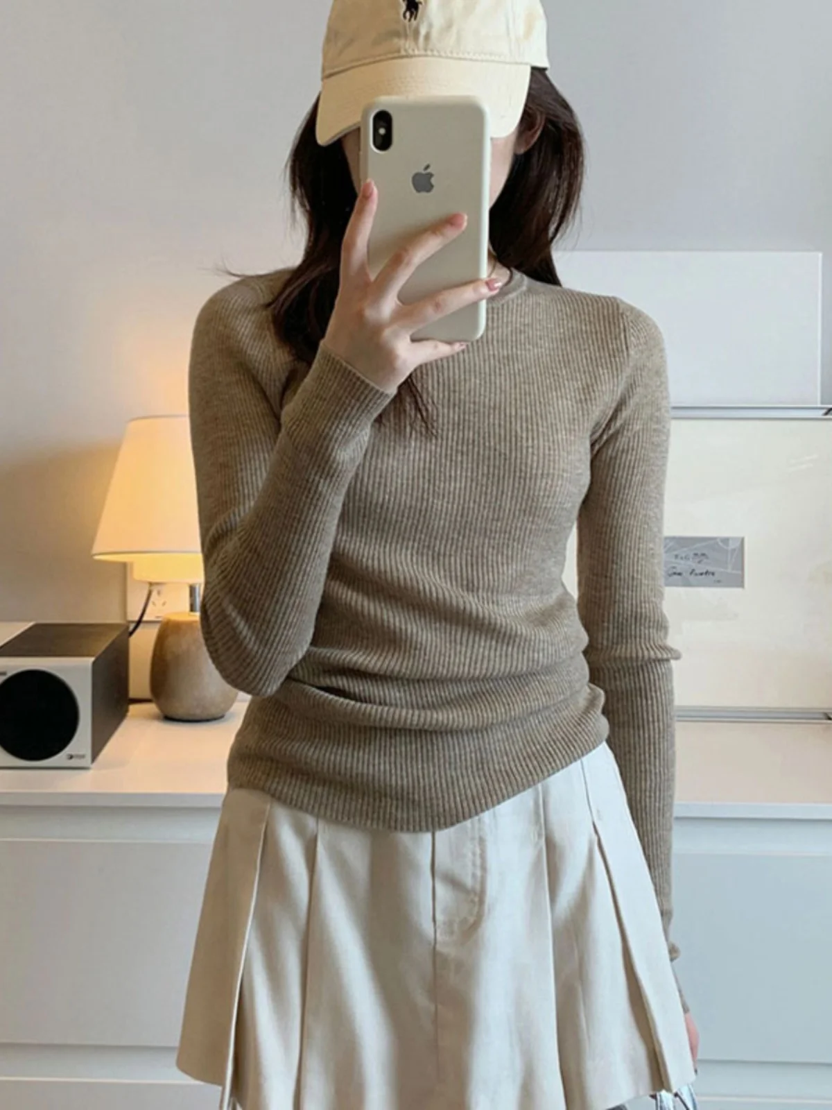 Корейская серия трикотажная нижняя рубашка женская осенне-зимняя нерегулярная