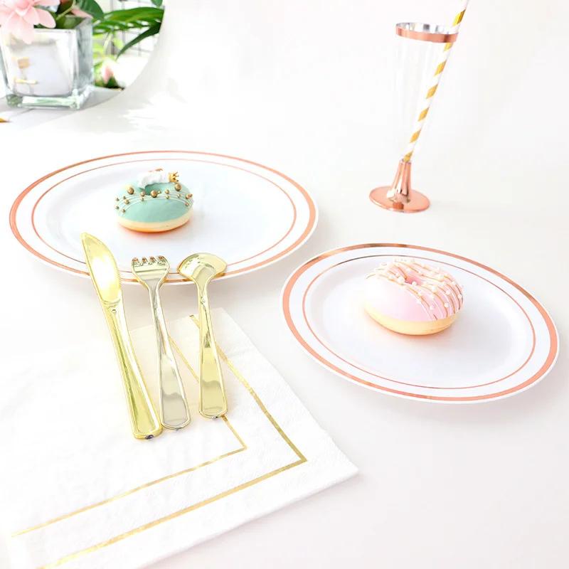 Набор одноразовых обеденных тарелок 6 шт. пластиковые квадратные и круглые