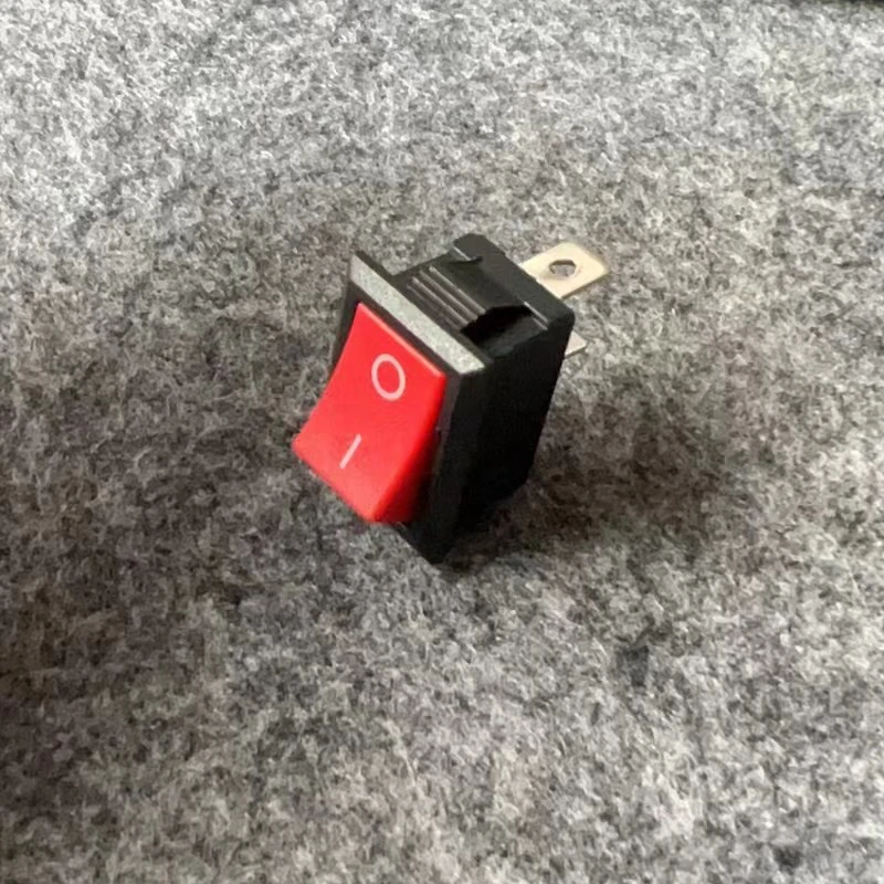 

Мини-переключатель KCD101 пластиковый 6A 250В