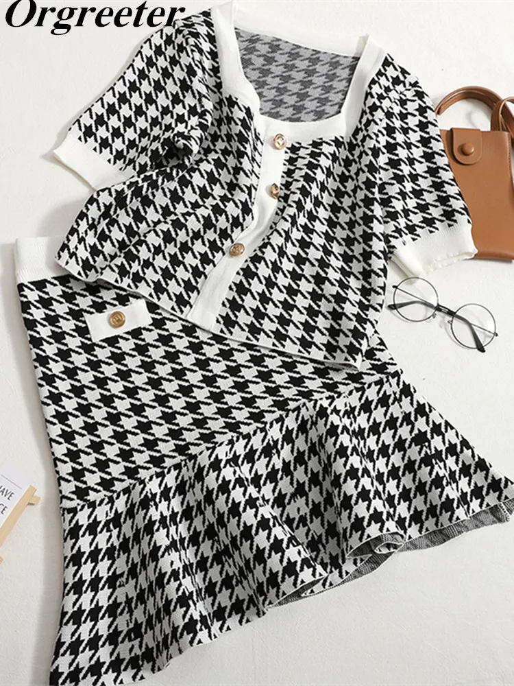 

Retro Button Houndstooth Knitted Two Piece Set Women Square collar Short Sleeve Crop Top + Mermaid Mini Skirt Suits 2 Piece Sets