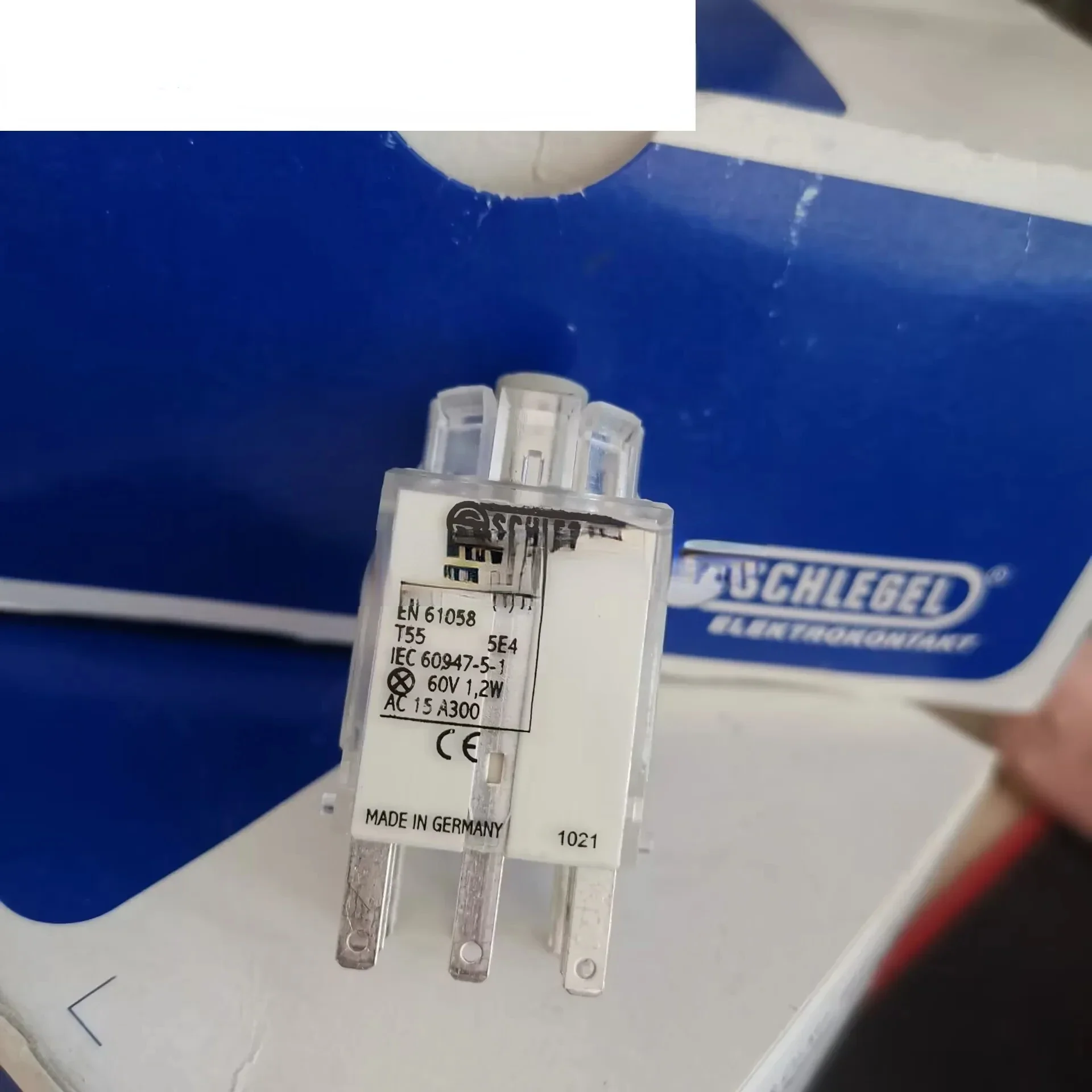 Точечный оригинальный контактный переключатель SCHLEGEL ATL AT AZ0S0I560