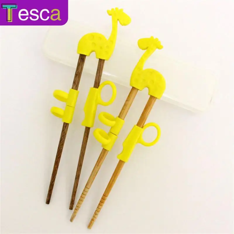 

1 Pair Cartoon Animal Food Sticks Cute Learning Training Chopsticks Kids Eating Training Helper Portable Chinese Chopstick