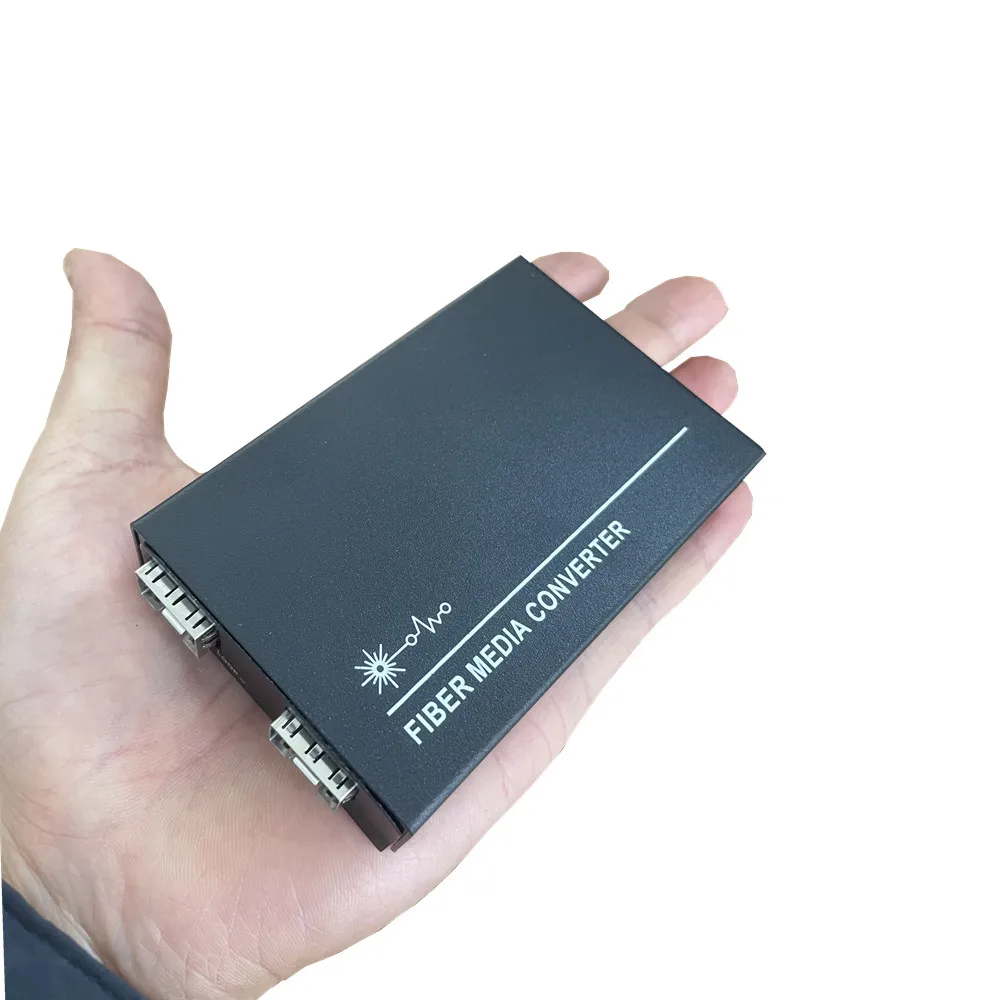 Фото Plexda 10GBASE-X Dual SFP+ Одномодовый многорежимный преобразователь OEO повторитель (FMC-10G-OEO2212) №3