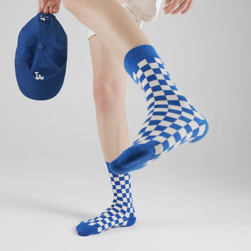 

Autumn and winter new checkerboard tide socks cotton socks female mid-thigh socks thick paragraph couple men's socks