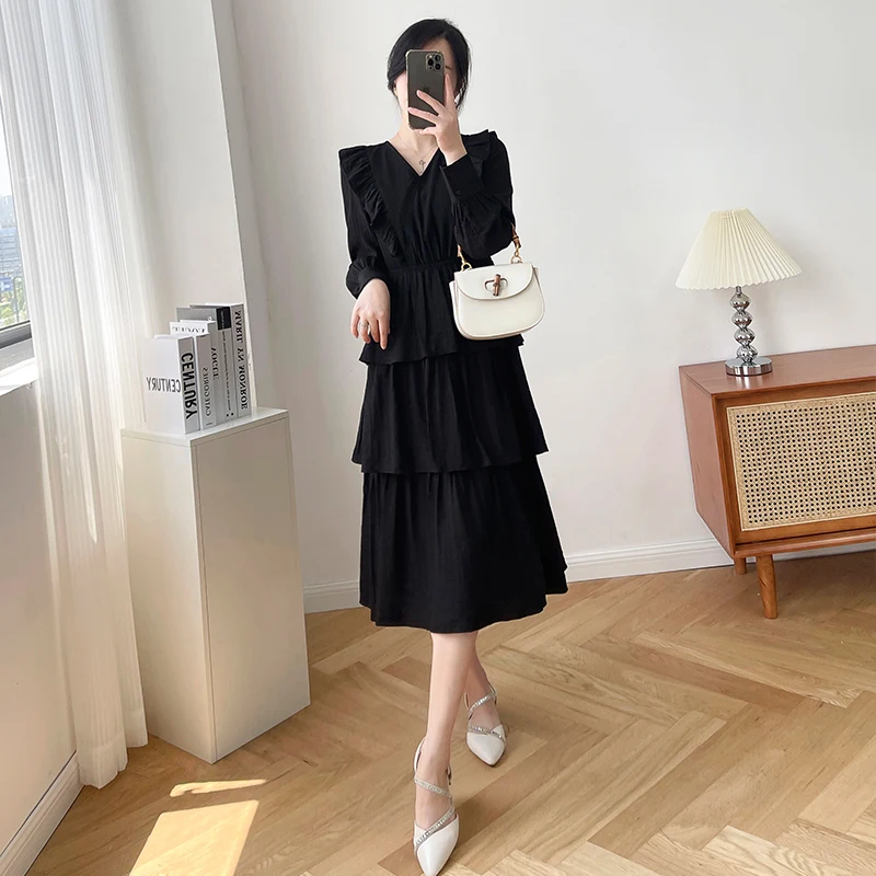 Женское платье с юбкой в стиле ретро черное милое V-образным вырезом и оборками