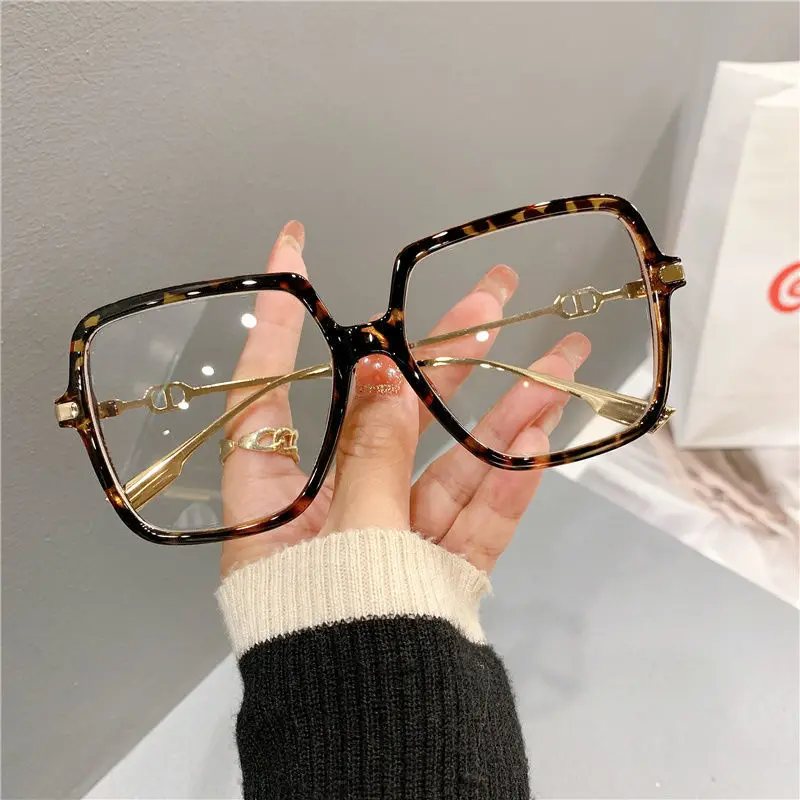 

Fashion Oversized Square Eyewear Retro Women's Anti-blue Light Bloking Metal Frame Glasses Trend Optical Computer Eyeglasses