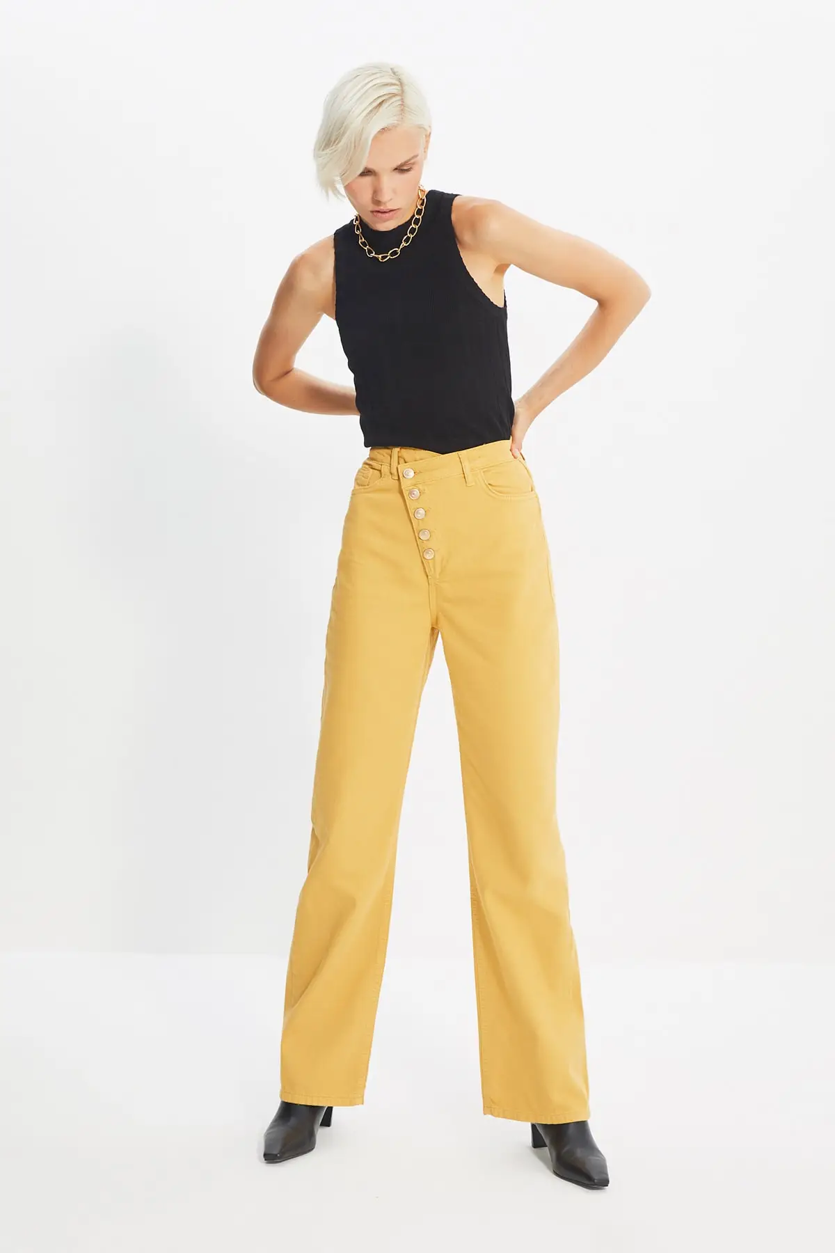 

Trendyol Asymmetrical It Should Cover high Bel 90's Wide Leg Jeans TWOAW22JE0685