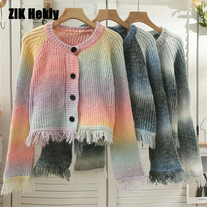 

Женский короткий однобортный Кардиган с бахромой на осень и зиму