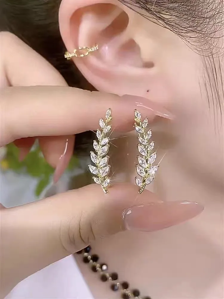 Высококачественные модные нишевые дизайнерские серьги-гвоздики из пшеницы