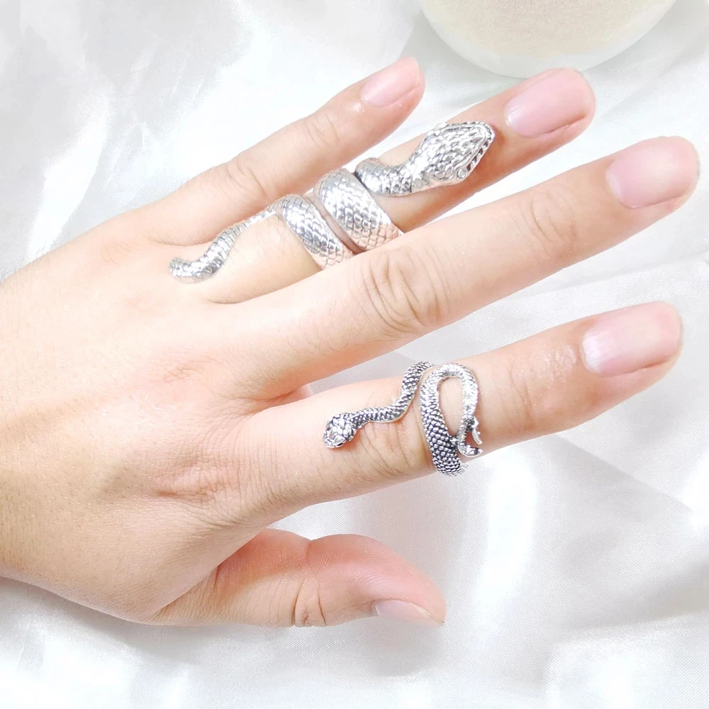 

Vintage Silver Snake Ring Fashion Metal Adjustable Ring Ladies Personality Animal Ring Party Jewelry Gift Wholesale 2022