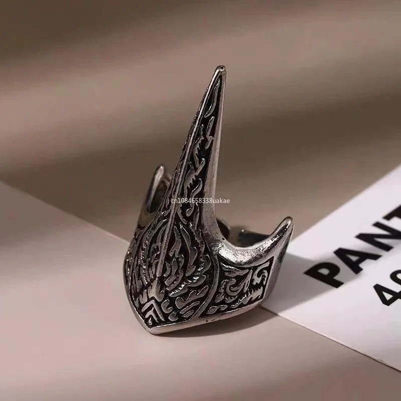 Мужское кольцо в стиле ретро