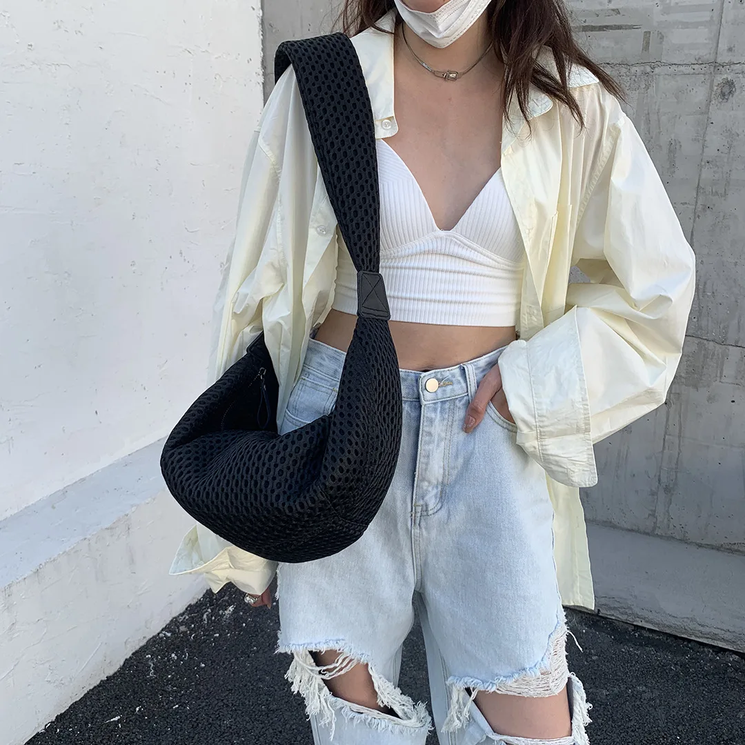 Messenger Fashion Simple Large Capacity Crescent Bag Casual Lightweight Shoulder Bag 2023 Summer New