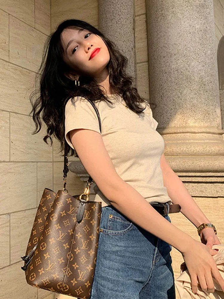 Однотонные базовые футболки с коротким рукавом женские повседневные летние