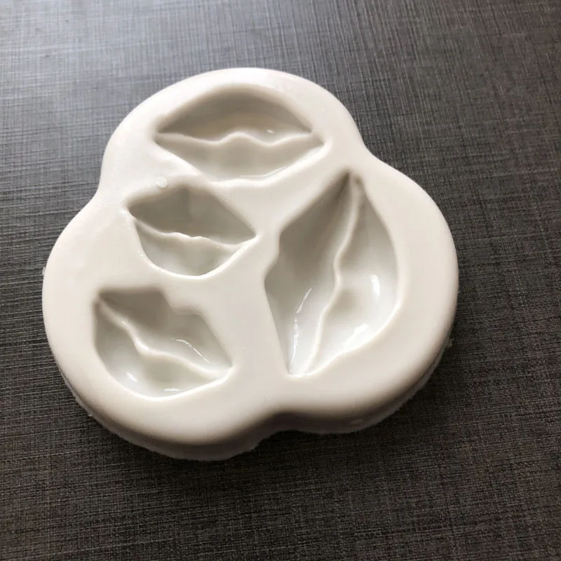 

Пикантные губы, помадки, силиконовые шоколадные торты, десерты, декоративные формы, кондитерские изделия