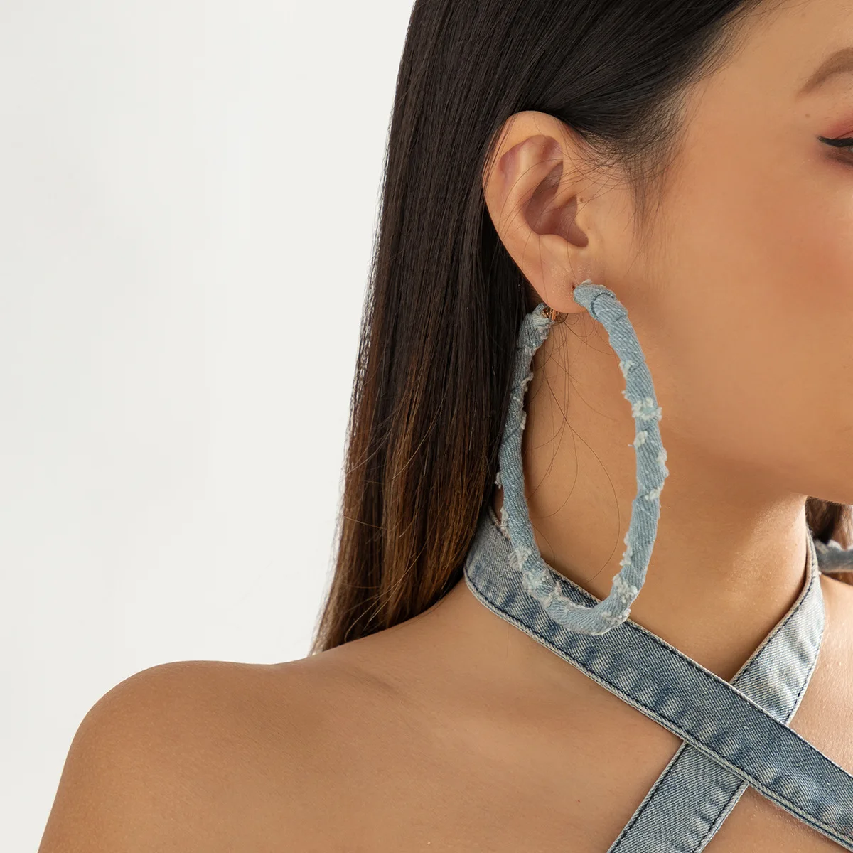 

European and American Niche Design Sense Sweet Cool Geometric Ring Earrings for Women Retro French Simple Denim Earrings