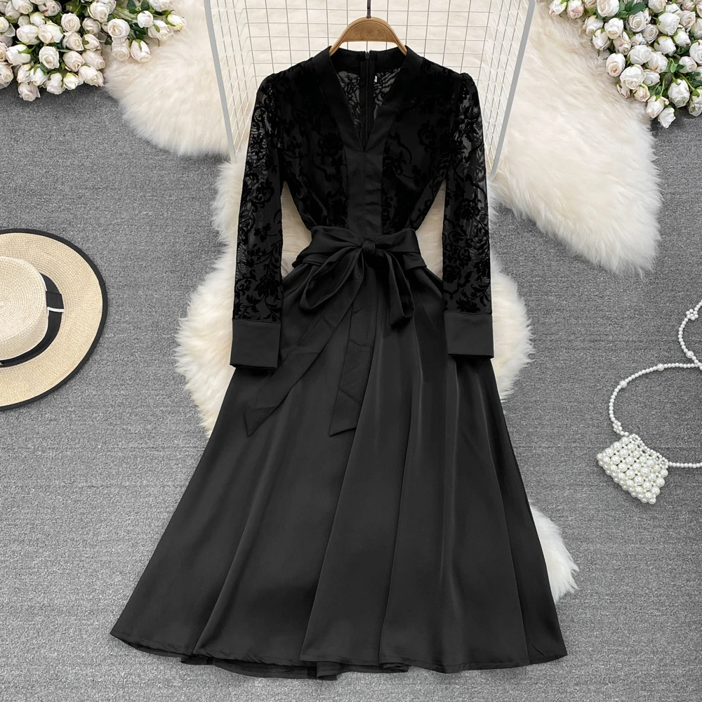 

Autumn and Winter Ladies Temperament V-neck High-waisted Thin Lace-up Jacquard Dress Elegant Dress Long Skirt