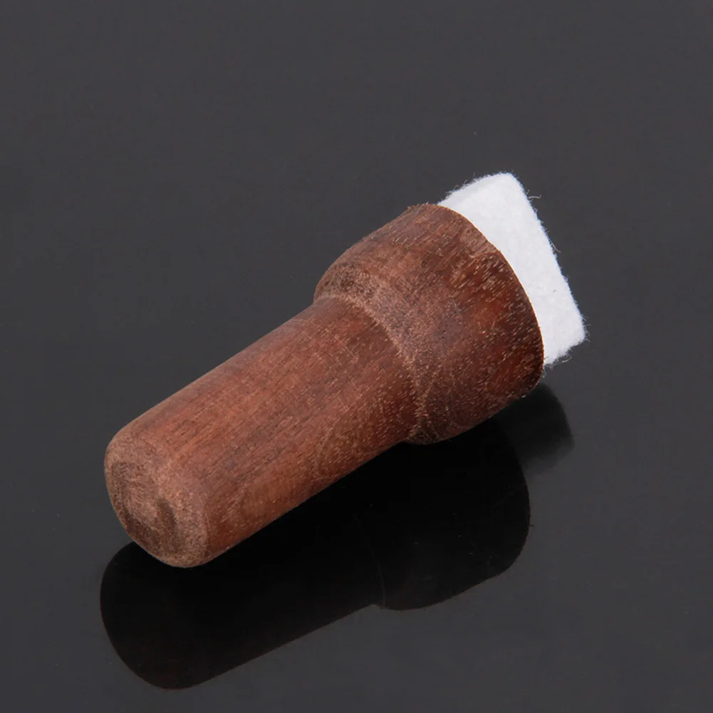 

1pcs Electric Guitar Bass Strings Scrubber Rub Cleaning Tool Maintenance Care Guitar String Cleaner Guitar Accessories
