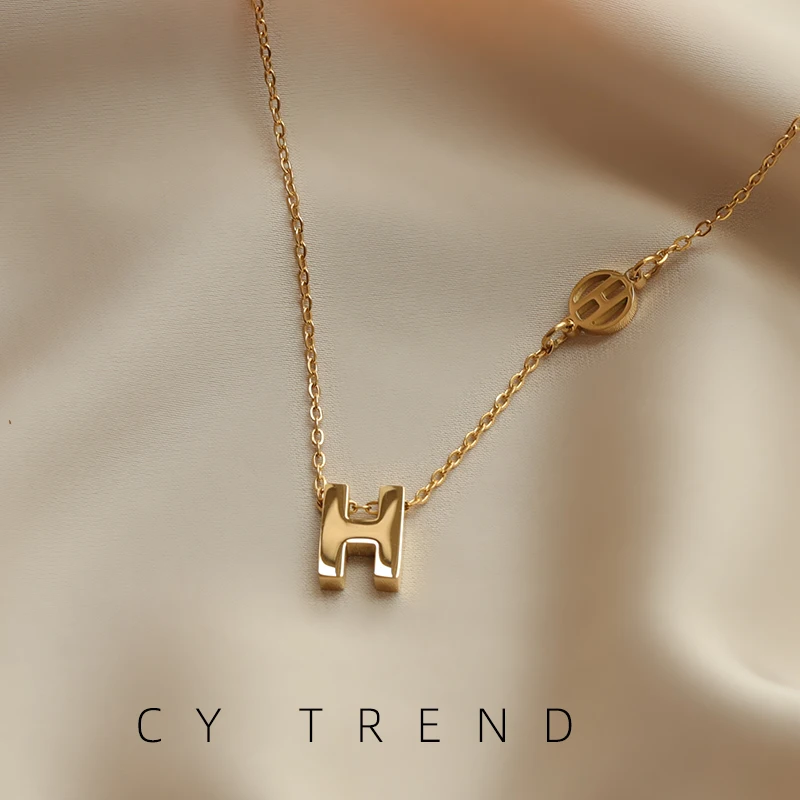 H Necklace Women Senior Choker Sweater Birthday Gift for Girlfriend Autumn and Winter