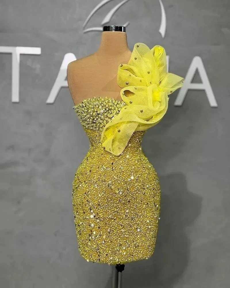 

Yellow Cocktail Dresses Sheath Sweetheart Short Mini Sequins Pearls Homecoming Dresses Haute Couture