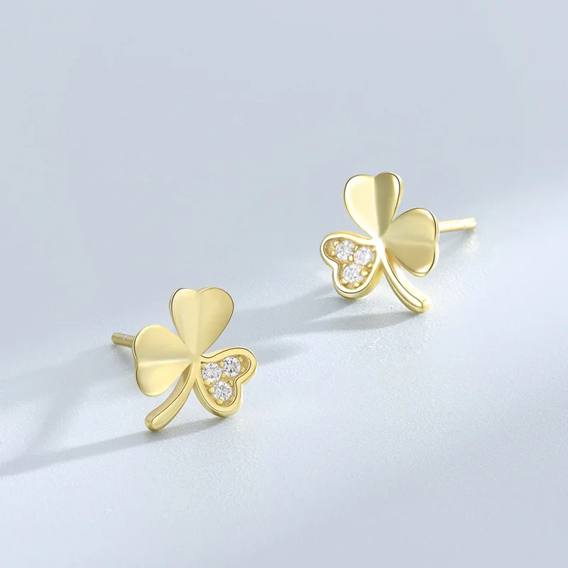 Fashion Stainless Steel Lucky Leaf Stud Earrings for Women Men Gold Color Zircon Pendant Charm Wedding Party Jewelry Gifts