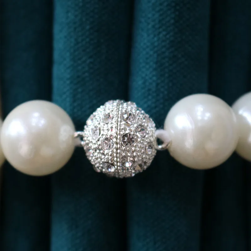 

Magnetic buckle for curtains 1PCS big pearl necklace style simple magnetic curtain tie back hooks curtain accessories