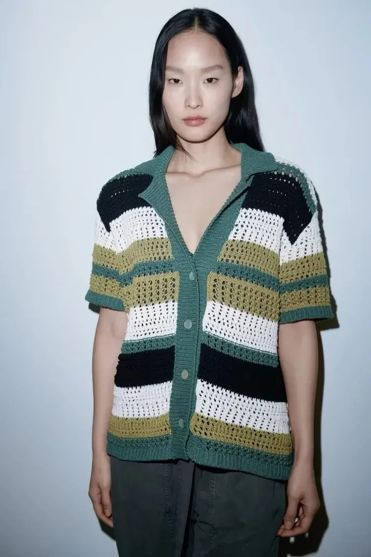 

Women 2023 New Lapel Slim Tops Ladies Buttons Stripe Sexy V Neck Short Sleeve POLO Neck Knit Cardigan Sweater Women