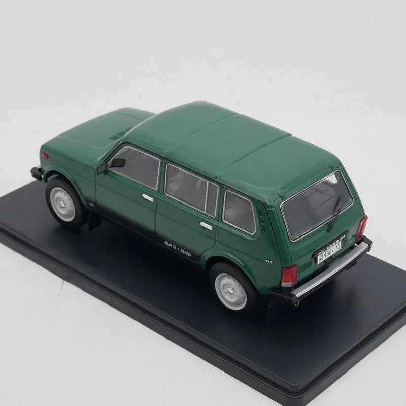 IXO литой под давлением масштаб 1:24 Lada Niva Vaz-21312 имитация сплава модель автомобиля