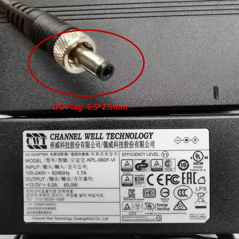 Фото Оригинальный адаптер питания Channel Well Technology CWT KPL-060F-VI 12В 5А 60Вт с разъемом 5.5*2.5 мм и гайкой. №1