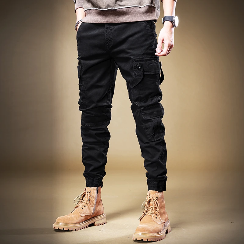 Рисунок 2 - Джинсы-карго мужские с множеством карманов