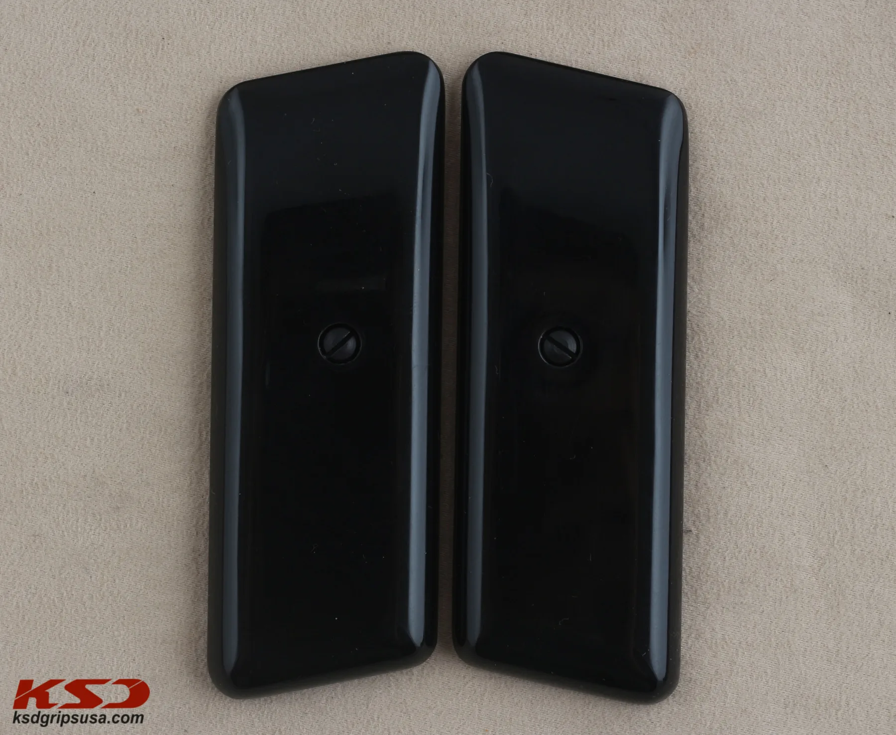 

Ksd TOKAREV M 57 Model Compatible Black Acrylic Grip for Replacement