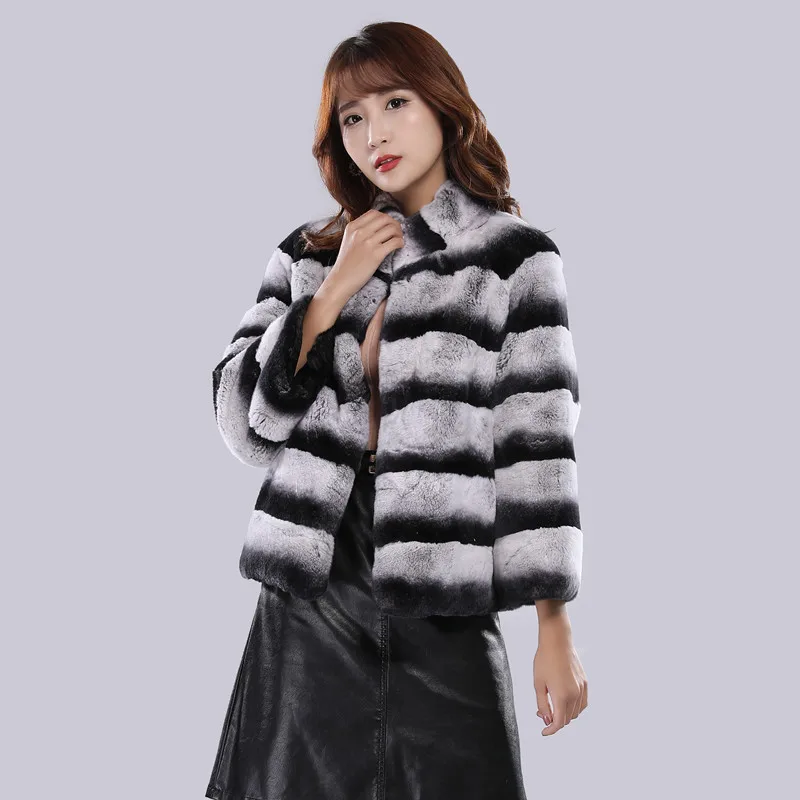 

The New Fashion Style Puple Blue Otter Rabbit Fur Coat Imitation Dragon Cat Keep Warm Slimtype Mid Length Clothing For Women