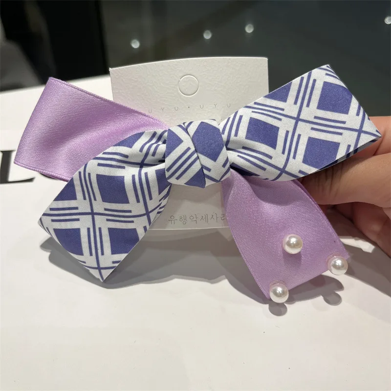 

Satin Girl's Bow Spring Clips Panels Half-tied Hair And Large Hair Accessories