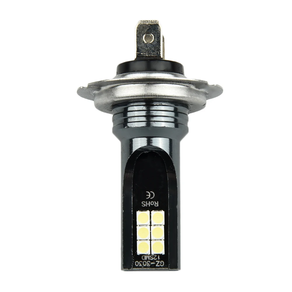 

Brand New 2PCS H7 110W Car LED Headlight Fog Bulbs Kit Low Power Consumption 12 SMD Technology 800lm Light Flux