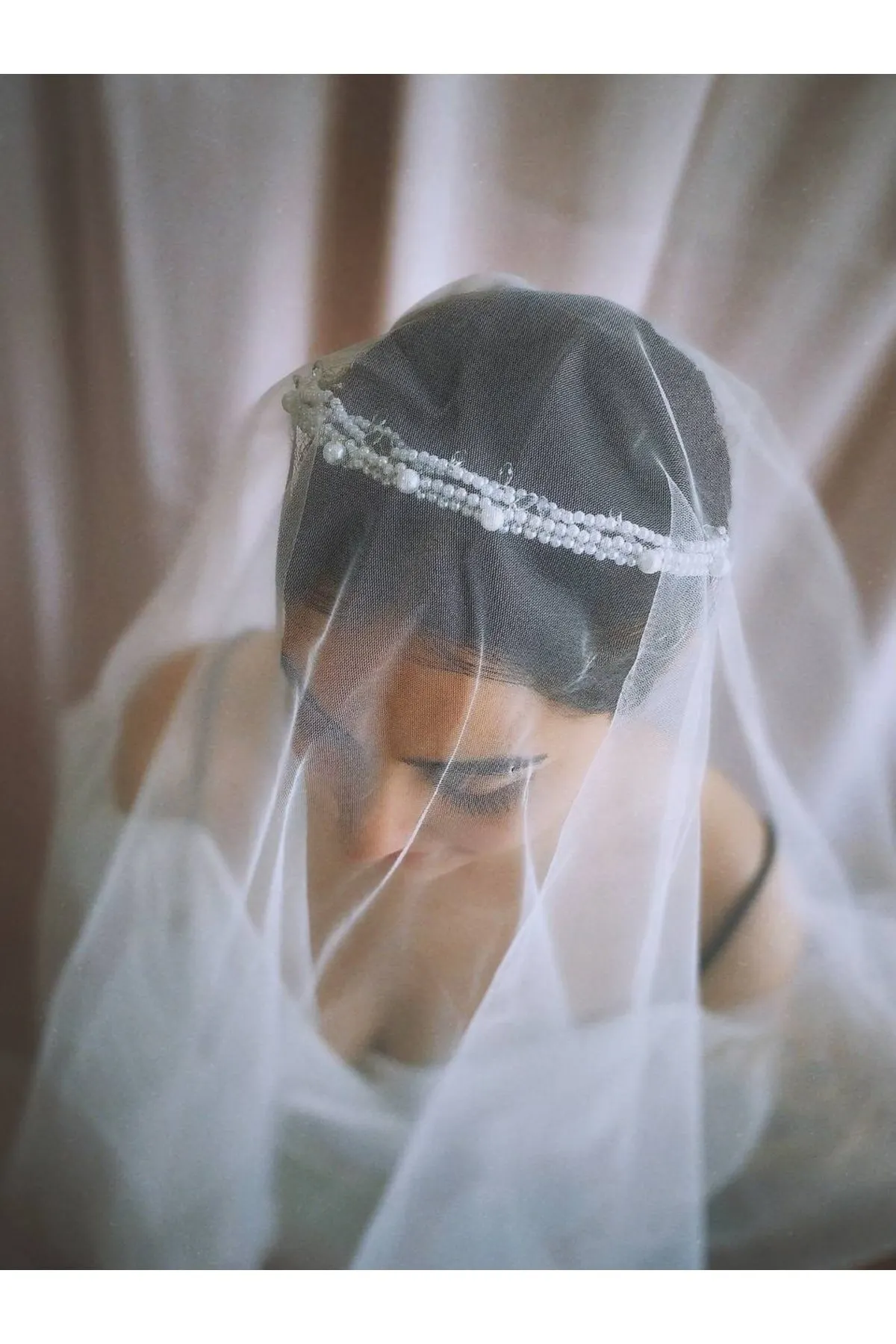 

Bridal Accessories Pearl's Diamond Bridal Crown Wedding Handmade For Bride And Bridesmaids