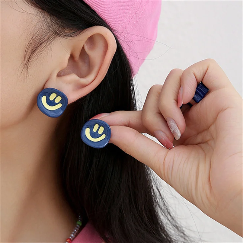 

Sweet Cute Round Smiling Face Earrings For Women Girls Blue Enamel Stud Earrings Korean Jewelry Gift Y2K