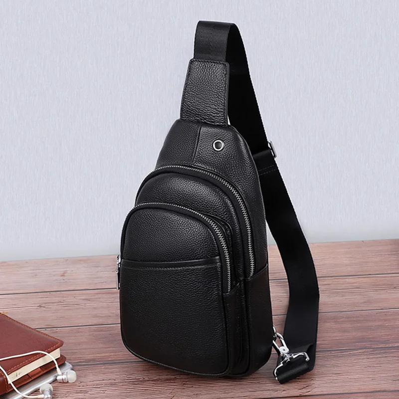 

AETOO Chest bag men's leather head layer cowhide One shoulder cross-body casual soft leather diagonal span chest backpack leath