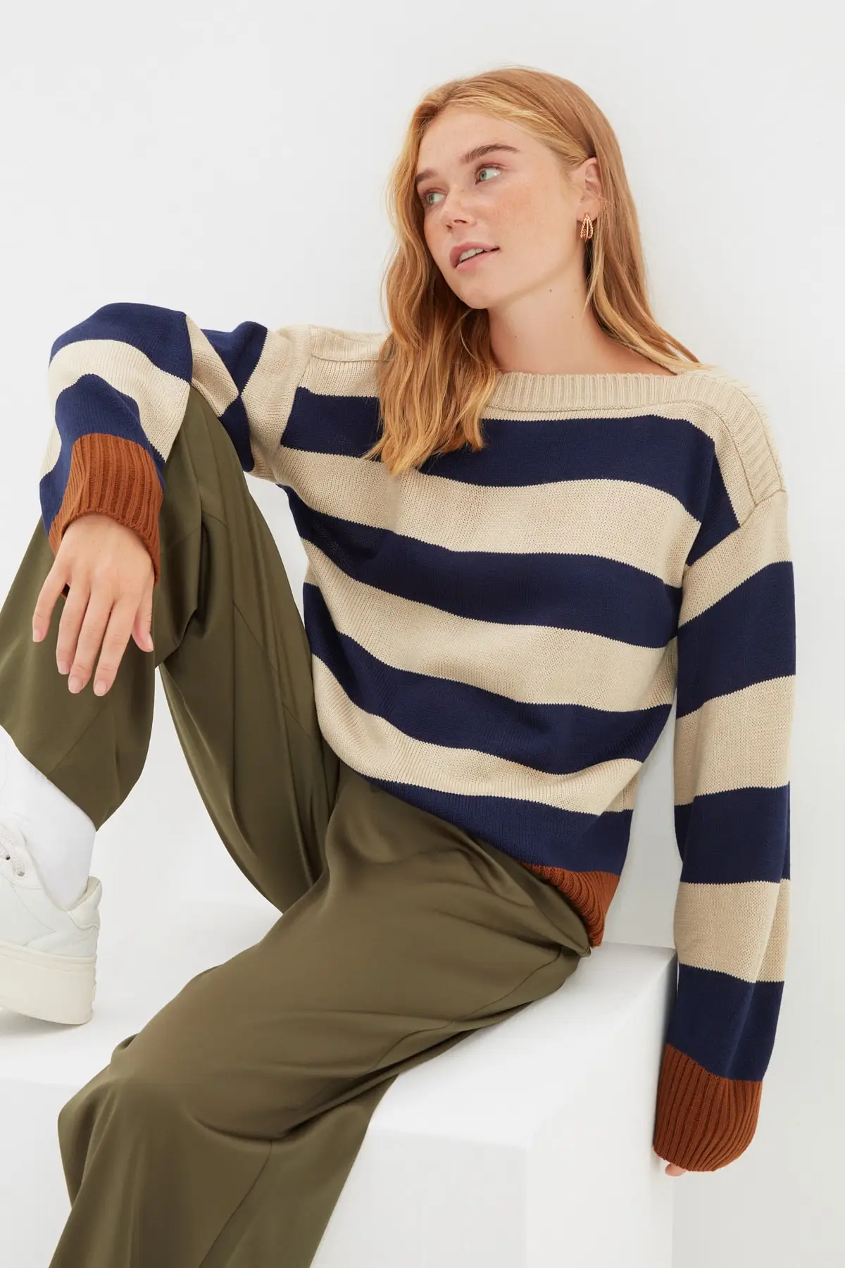 

Trendyol Oversize Striped Knitwear Sweater TWOAW22KZ1706