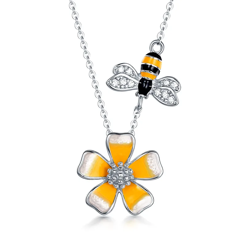 

New fashion trend S925 silver inlaid 5A zircon niche personality cute bee flower sweet girl necklace