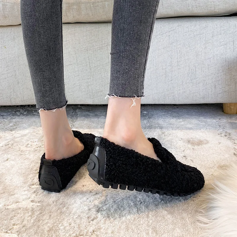 2022 New Arrival Women's Winter Plush Bean Shoes Fashion Lamb Wool Round Head Design Outdoor Casual Warm Loafers Plus Size 33-43