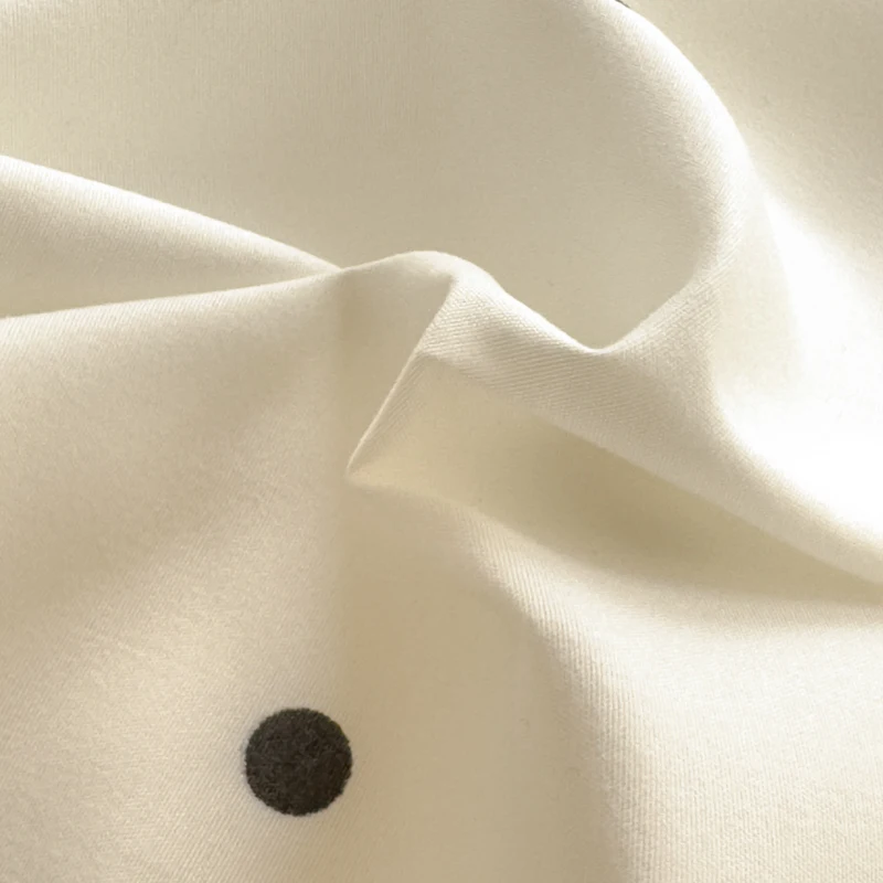 Простой стильный комплект постельного белья приятный для кожи постельное белье