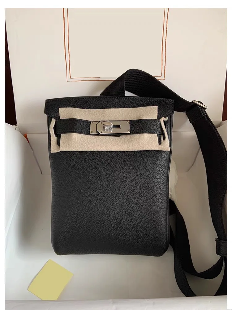 

2023 new niche cowhide togo leather lychee grain crossbody chest bag women's bag shoulder bag men's bag universal