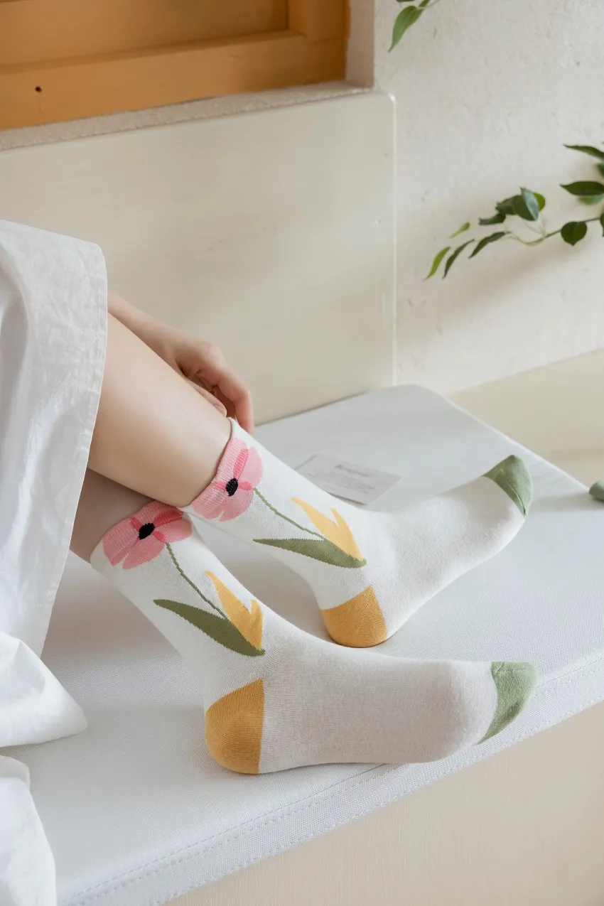 Fashion New Ins Cute Plant Sock Set for Women Trend Personality Kawai Flower Colorful Cotton Socks 5 Pairs Girls Gift