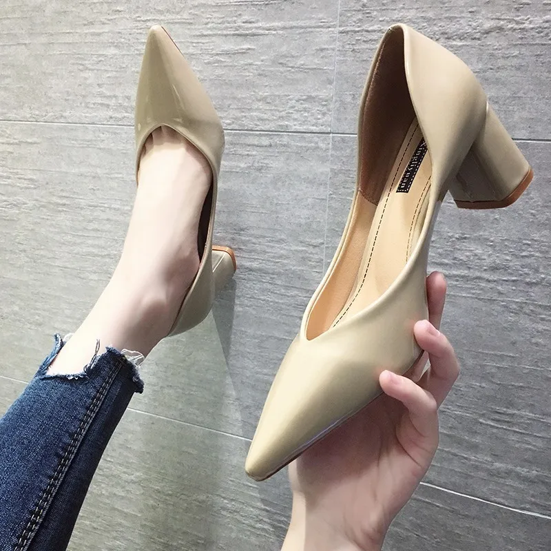 

New Pointed toe shallow mouth commuter leather chunky heels shoes lady