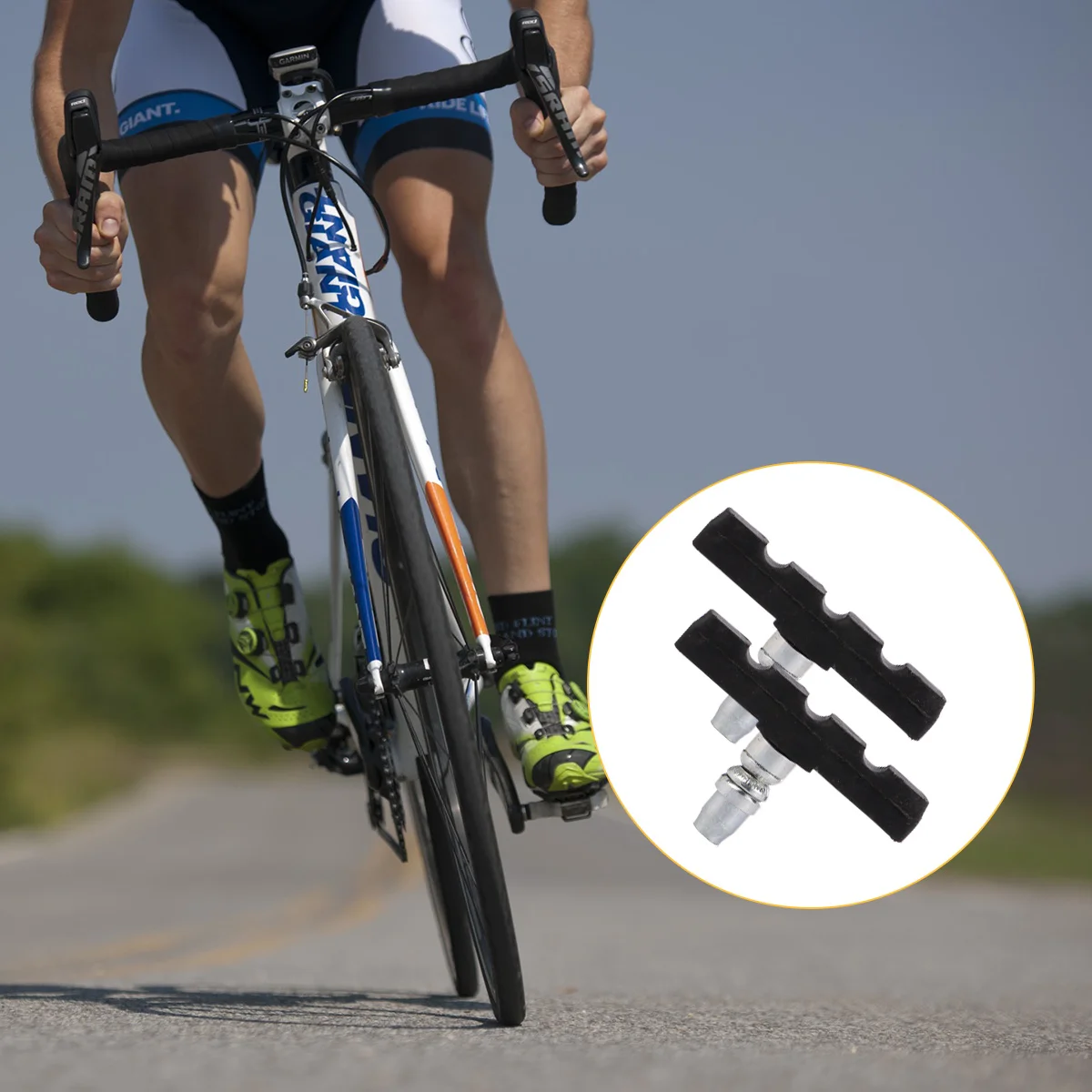 

8pcs Bike Brake Pads Set Road Mountain Bike V-Brake Blocks Shoes (Black)