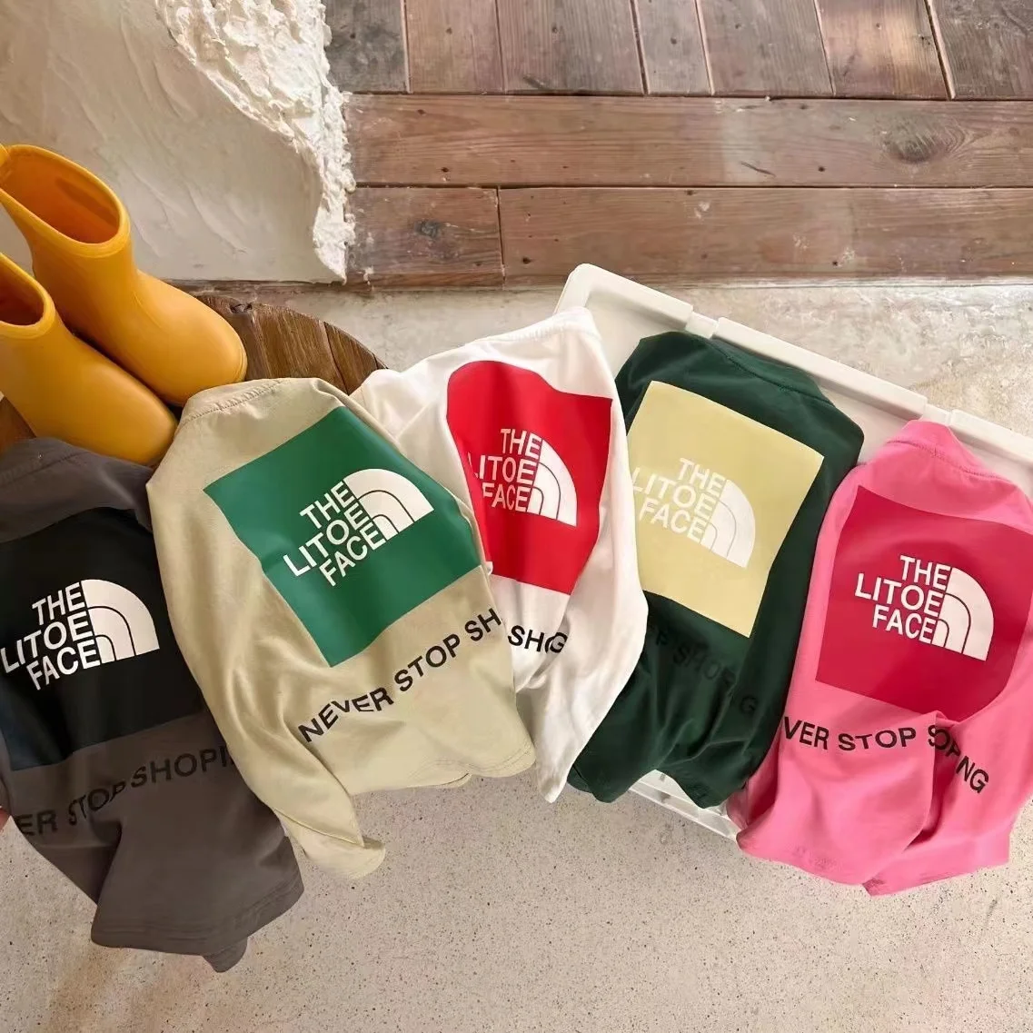 

Children's short-sleeved T-shirt 2022 new men and women baby cotton half-sleeved children's Western-style printed top tide t