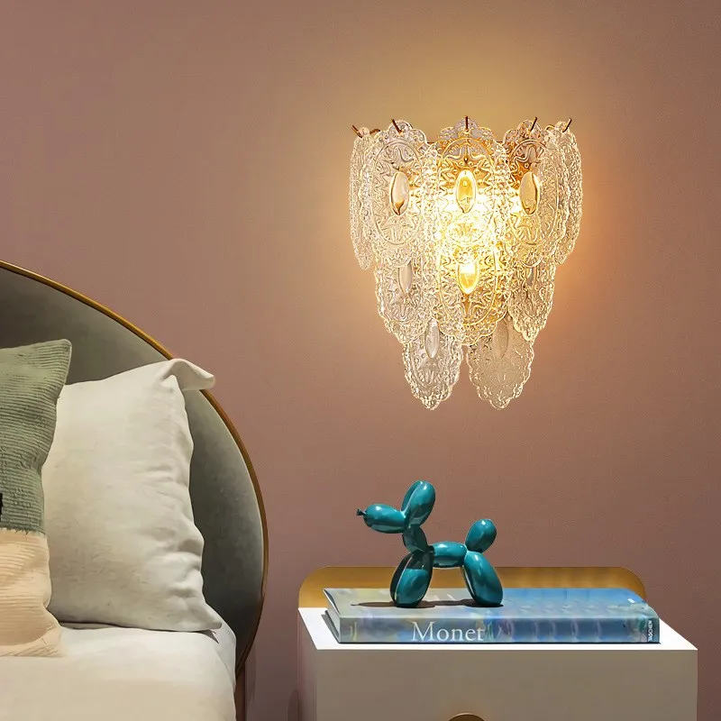 

Современная стеклянная настенная лампа, роскошный медный светильник в форме листьев для спальни, гостиной, декоративный прикроватный светильник для обучения
