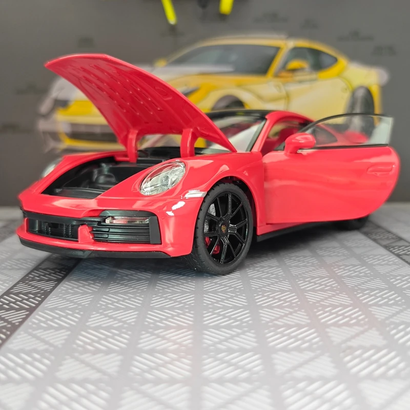Модель автомобиля Porsche 911 из сплава металла в масштабе 1:24, двери с обеих сторон открываются, а передний капот и дверь багажника также открываются. (art.: 3920dbb5d8281) - 3920dbb5d8281