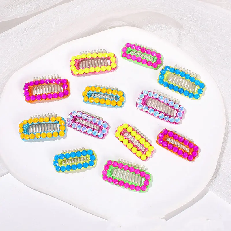 

Милый красочный зажим из нержавеющей стали с бриллиантами, заколка для домашних животных разных цветов, красота домашних животных, BB зажим для волос для щенков, собак, кошек, головной убор