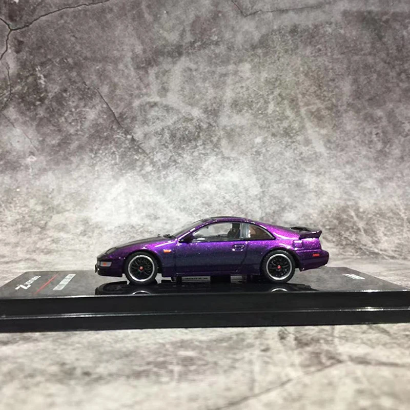 Модель автомобиля INNO 1:64 FAIRLADY Z (Z32) литье под давлением из сплава темно-фиолетовый