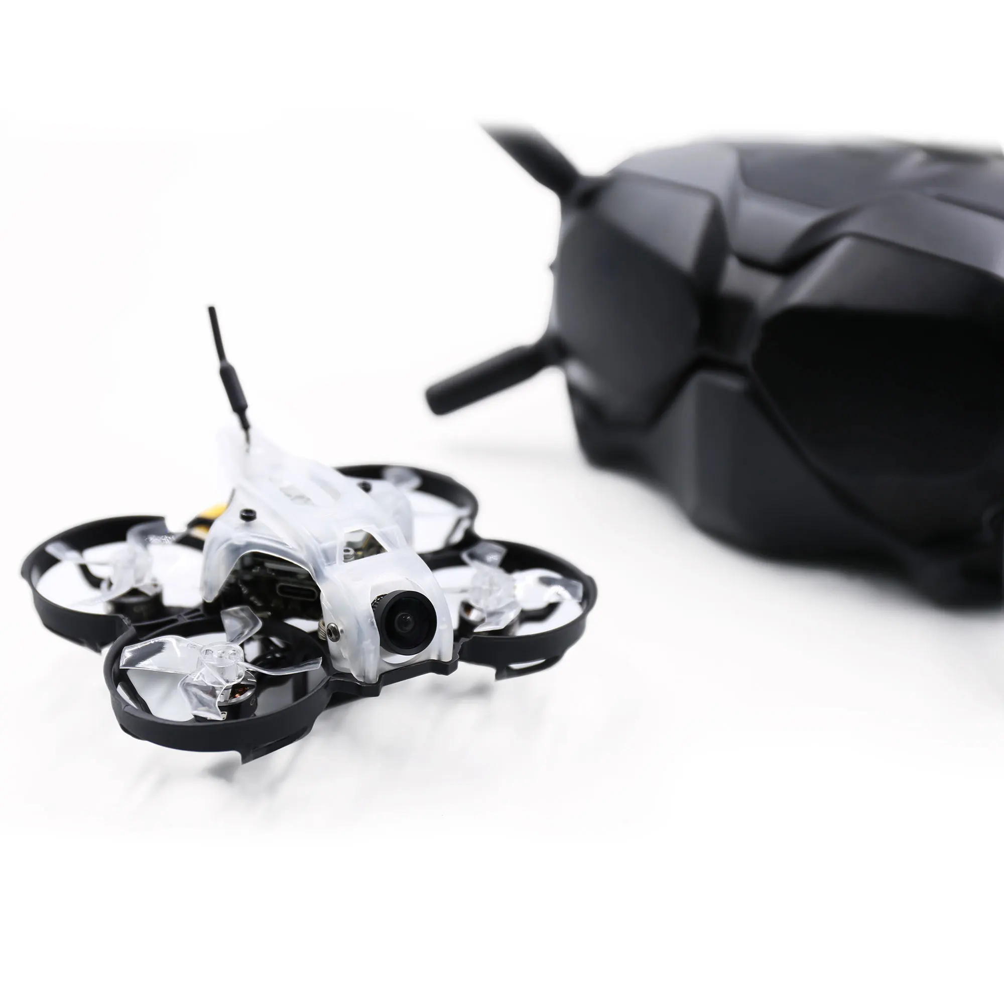 

GEPRC Thinking P16 HD Polar Nano GEP-12A-F4 AIO Runcam Wasp Nano GR1103 8000KV 3S 79mm 1,6 inch FPV Tinywhoop Micro Drone